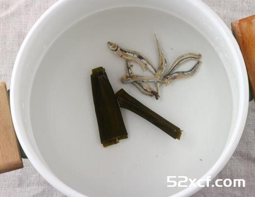 韩式蛤蛎汤面的做法