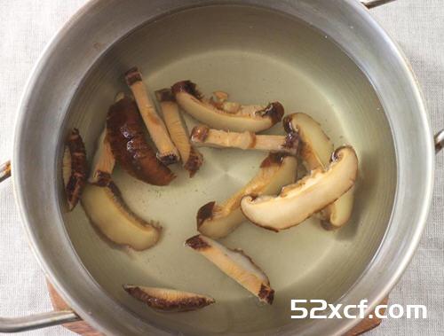 韩式蛤蛎汤面的做法