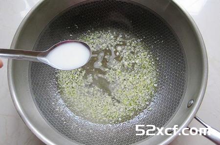 上汤蒜蓉芦笋的做法