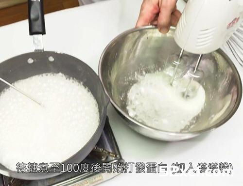 蔓越莓牛扎糖的做法