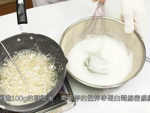 蔓越莓牛扎糖的做法
