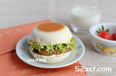 奶酪猪肉汉堡的做法