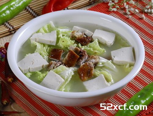 烤鸭架汤怎么炖不腥？