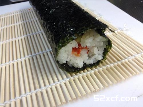 日式海苔寿司卷的做法