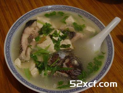 鲫鱼炖豆腐的做法教