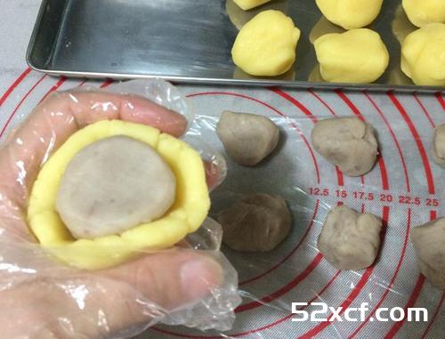 芋泥绿豆糕月饼的做法