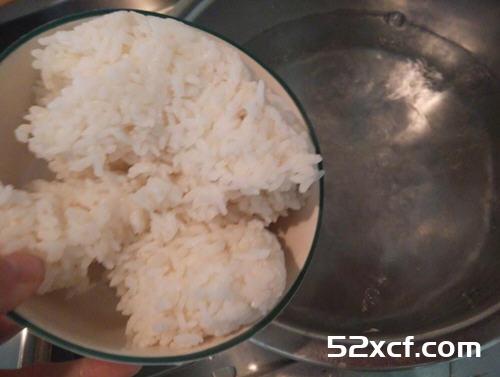 葱花肉末粥的做法