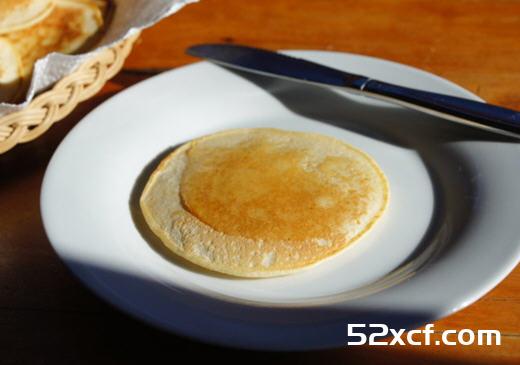 煎薄圆饼Pikelets的做法