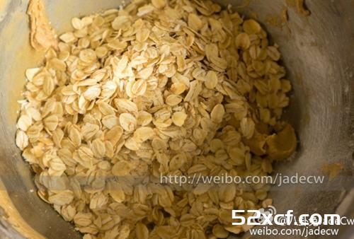 适合宝宝吃的全麦燕麦黑芝麻饼干做法