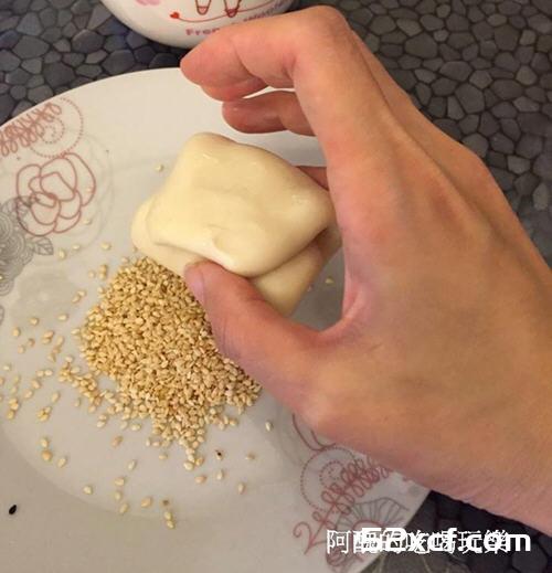 芝麻烧饼烤箱版的做法