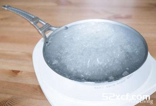 铁锅开锅养锅的方法：越用越不粘锅