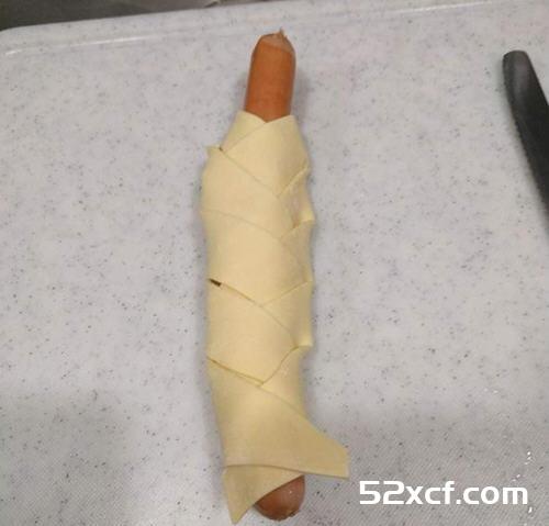 热狗起酥麻花卷的做法