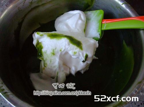 抹茶草莓小裸蛋糕的做法_图解抹茶草莓小裸蛋糕怎么做好