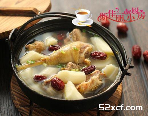 用电炖锅怎么做红枣山药土鸡汤