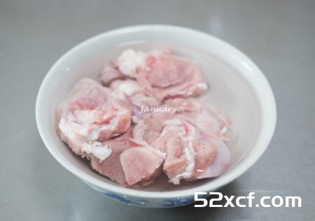 山药豆骨头汤的做法