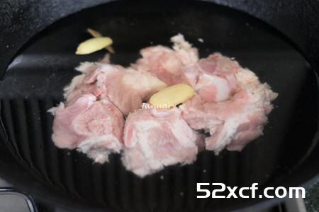 山药豆骨头汤的做法