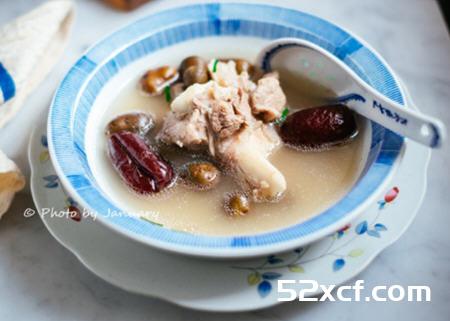 山药豆骨头汤的做法