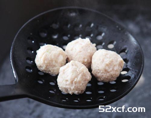 青菜肉丸汤的做法