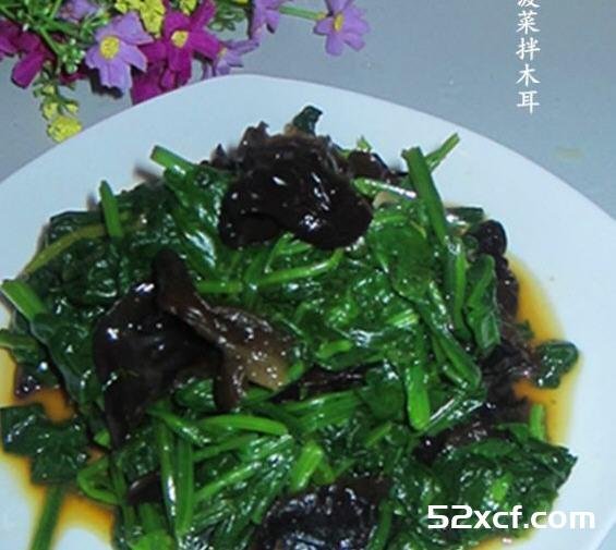 菠菜拌木耳的做法