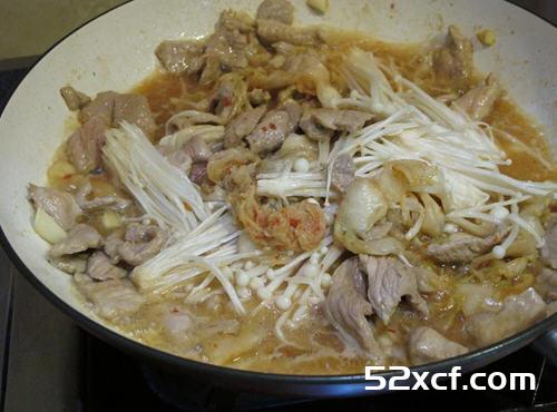 韩式泡菜炒肉片的做法