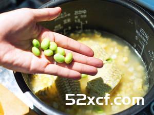 奶油玉米毛豆手捏饭团的做法