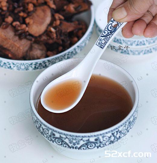 鲜土伏苓粉葛祛湿汤的做法
