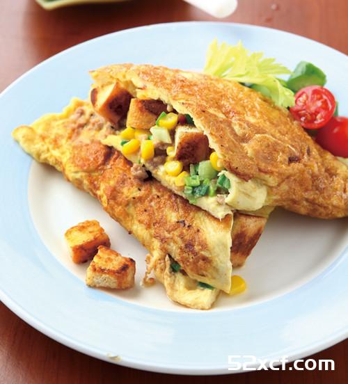 用鸡蛋和土司做营养美味的早中餐