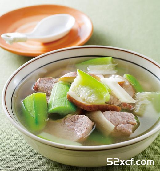 丝瓜鲜菇瘦肉汤的做法