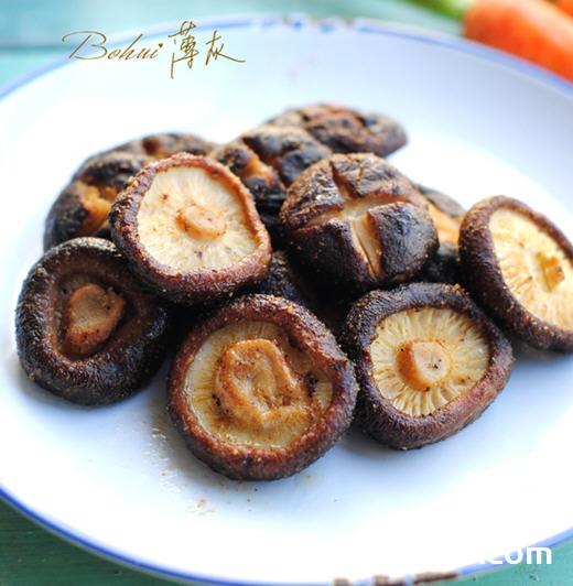孜然烤香菇的做法