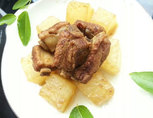 冬瓜炖排骨的家常做法