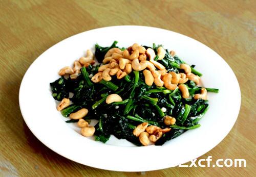 吃菠菜大便会黑吗？宝宝吃菠菜为什么会拉黑大便的原因解析