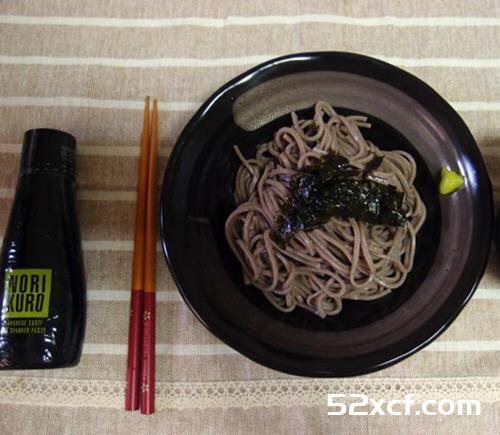 三个步骤轻松完成荞麦面的做法