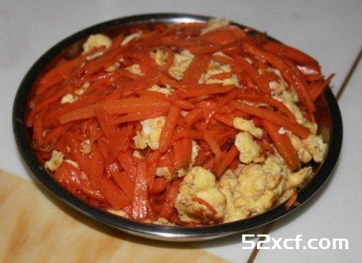 红萝卜炒鸡蛋的做法