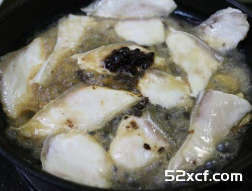 豆鼓葱烧鱼片的做法