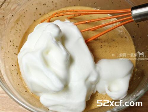 红茶戚风三明治的做法