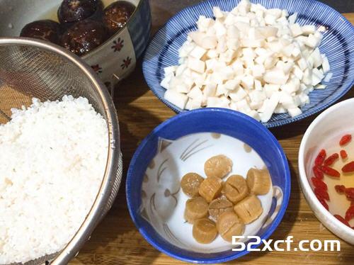 干贝竹笋炊饭的做法