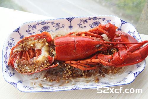 蒜蓉粉丝蒸波士顿龙虾的做法