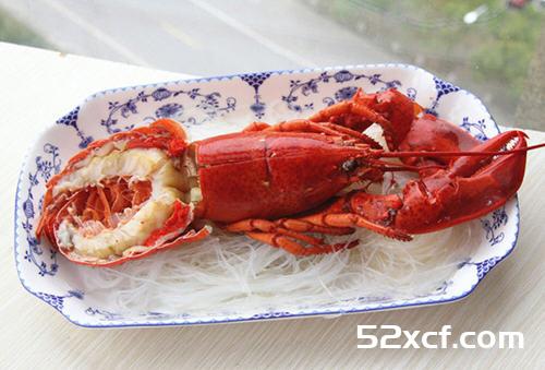 蒜蓉粉丝蒸波士顿龙虾的做法