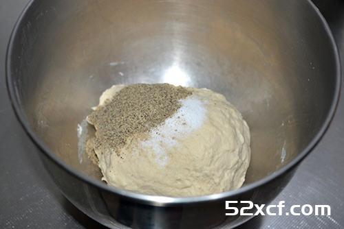 奶酪培根贝果的做法