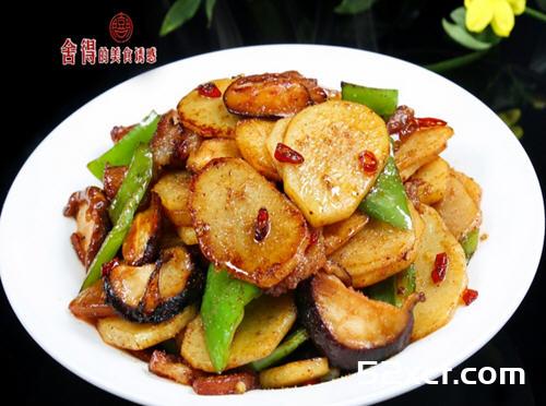 青椒香菇土豆片的做法