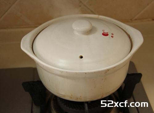番茄玉米猪骨汤的做法