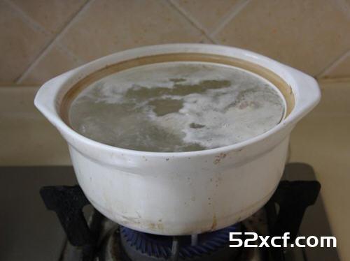 番茄玉米猪骨汤的做法