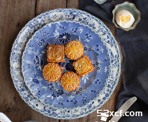 自制传统广式莲蓉蛋黄月饼图文教程(附糖浆、枧水、馅料做法)-我爱下厨房
