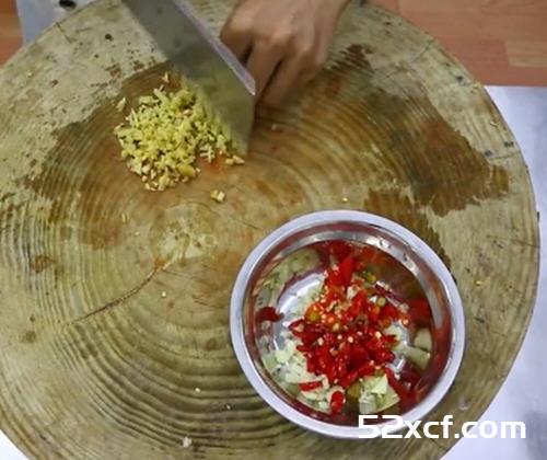 韭菜炒鸭血的正宗做法