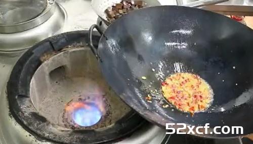 韭菜炒鸭血的正宗做法