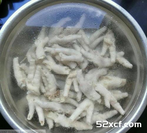 无骨鸡爪怎样去骨？无骨鸡爪是如何脱骨流程详细解说