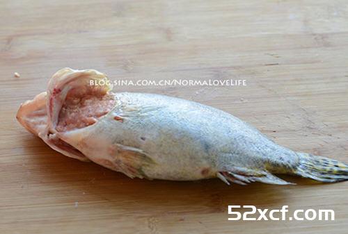 功夫鱼咬羊的做法