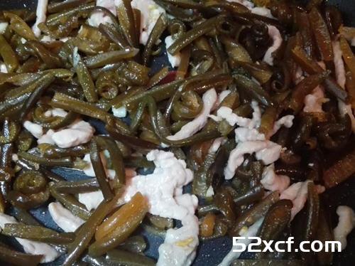 海茸炒肉丝的做法