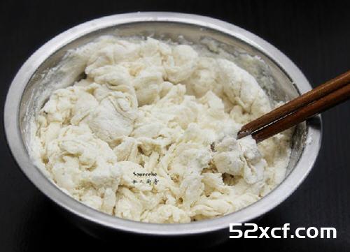 鲜肉香葱煎饼的做法