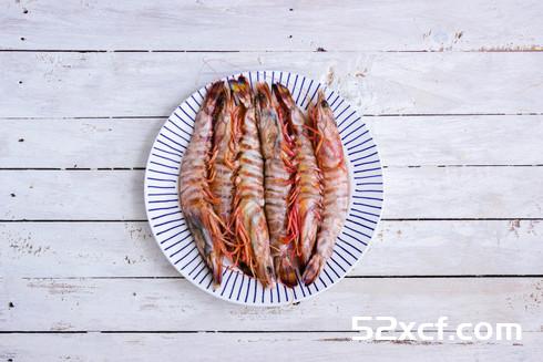 山葵酱明虾球的做法